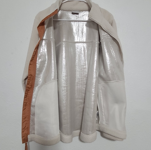 Columbia cream fleece jacket - Picture 2 of 10